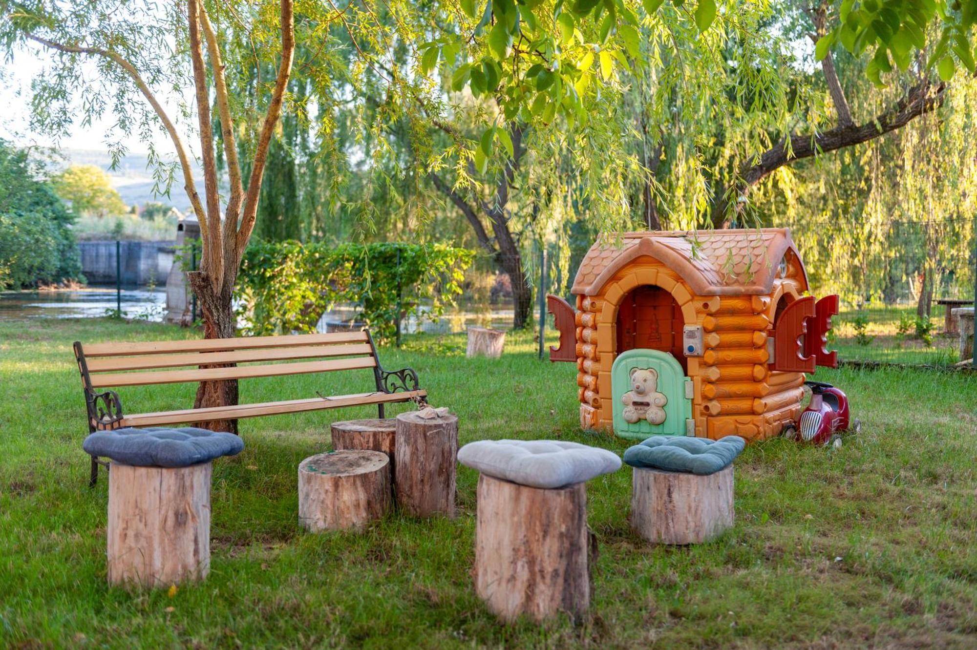 Holiday Homes Fig Благай Екстериор снимка